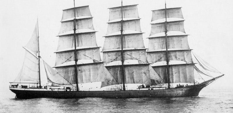 2048px-Pommern_(ship,_1903)_-_SLV_H99.220-2814