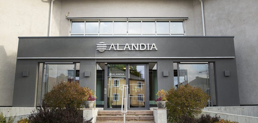 Alandia entrance