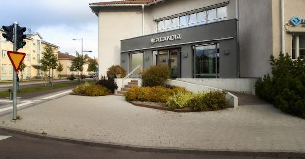 Alandia Office entrance