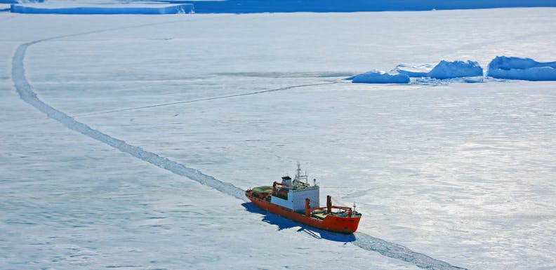 Progress,Station,,Antarctica,January,20,,2016:,Cargo,Ship,Arrives,In