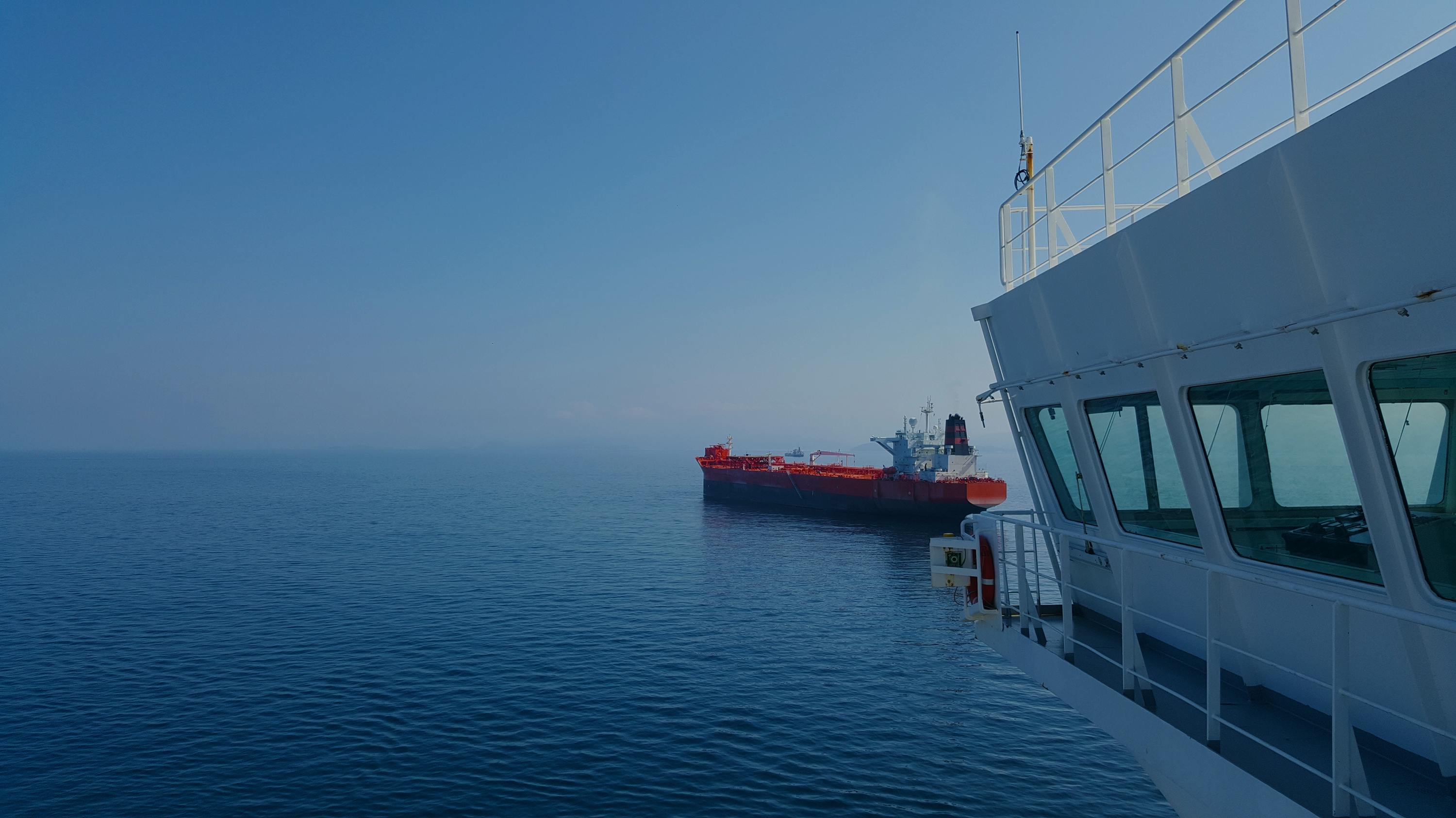 shutterstock_685593994_blue